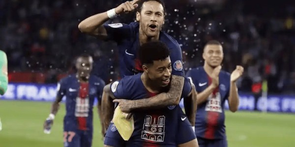 周五010 法甲焦点战：巴黎圣日尔曼主场争冠 图卢兹残阵客场求生