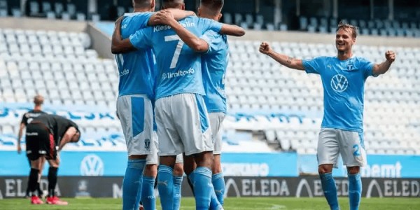 周二008 欧冠：魔鬼主场对决！哥本哈根防守铁闸VS那不勒斯传控冲击，客场低迷能否破局？