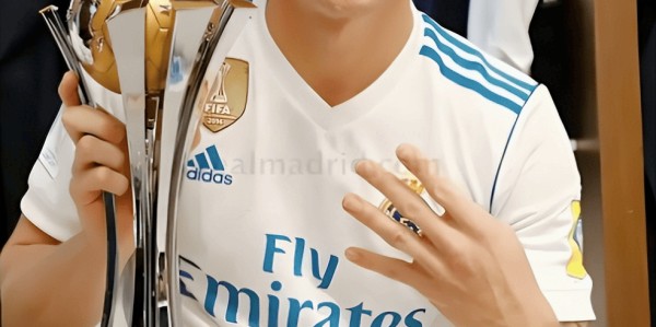 “你不配顶薪！”拜仁一句话，逼出了皇马5座欧冠的中场之王